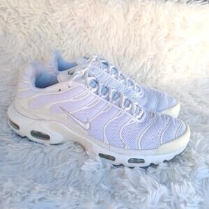 Men’s Nike Air Max Plus White Tennis Shoes 604133-139 Size 9
